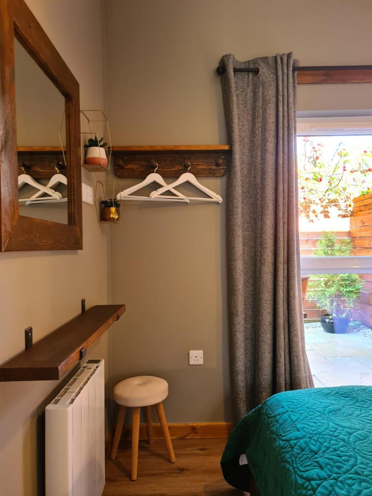 The Hide Apartment Ullapool Exterior photo
